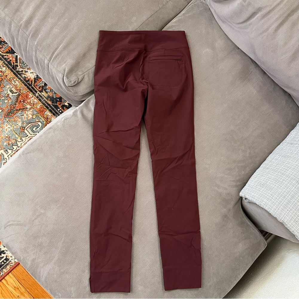 Athleta Wander Slim Ankle Pant Burgundy Women's Sz 6T Pockets Side Zip Taper - Picture 8 of 11
